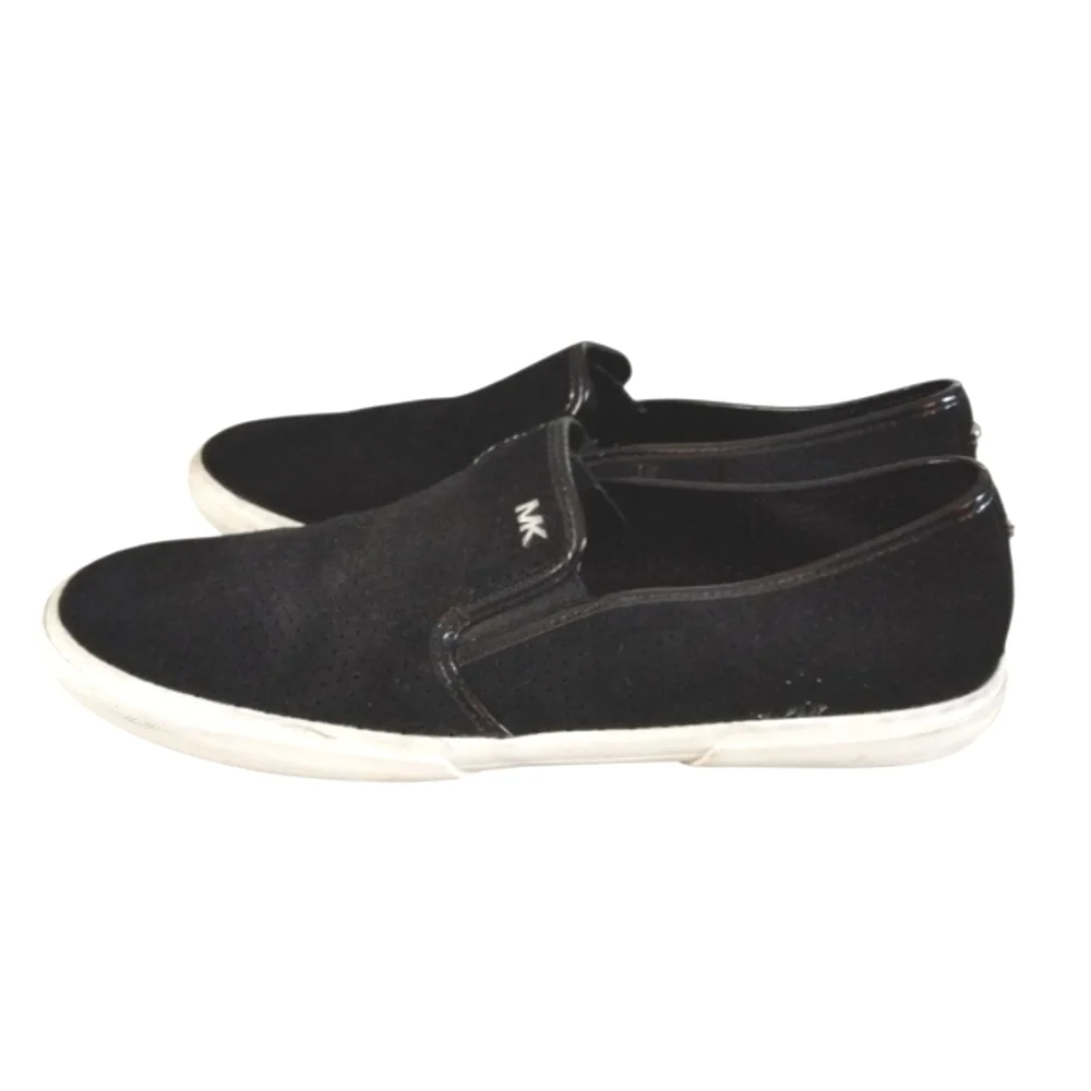 Michael Kors Black and White Sneakers Sleek Design 8.5 M